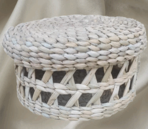 Boite de rangement Natalia en jonc de mer en provenance de Madagascar